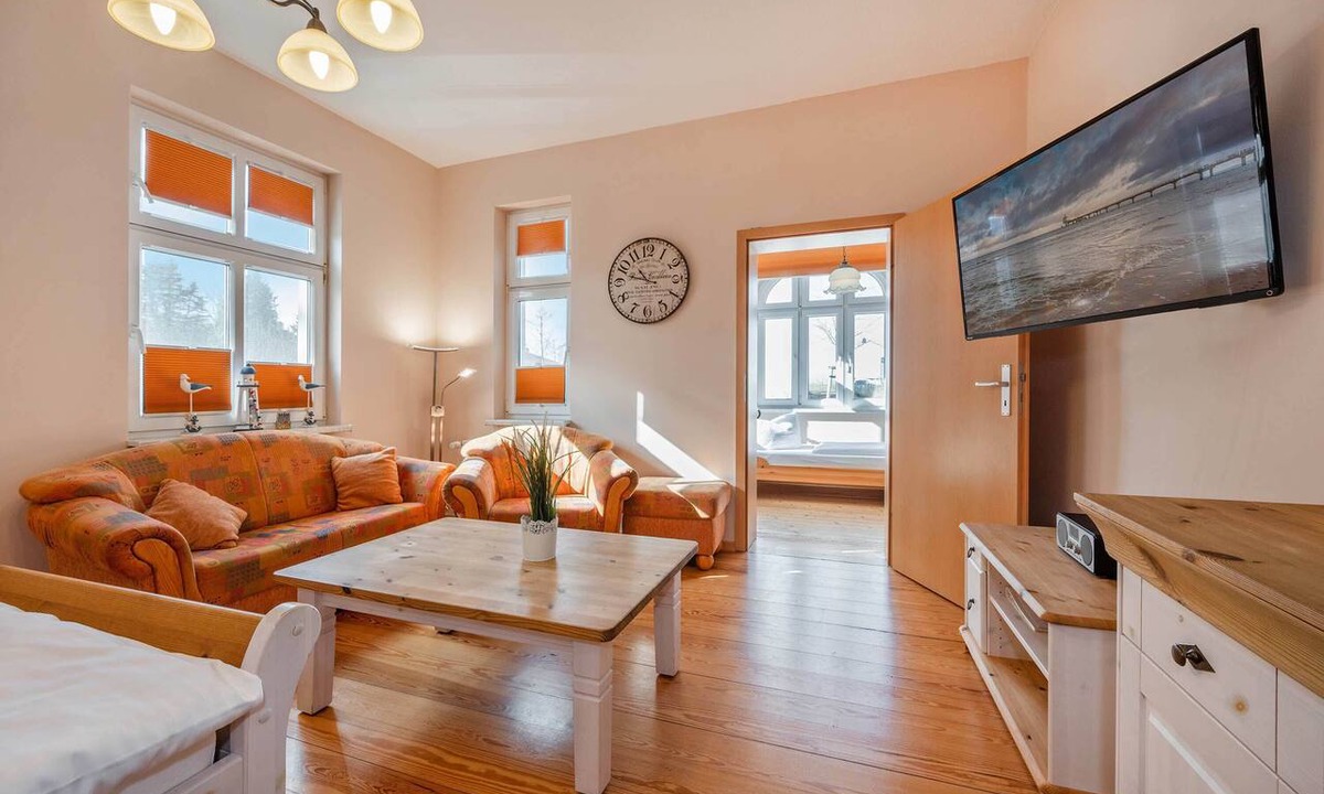 Zinnowitz Apartment | Comfortable vacation apartment in Zinnowitz with a garden—near the beach in a prime location