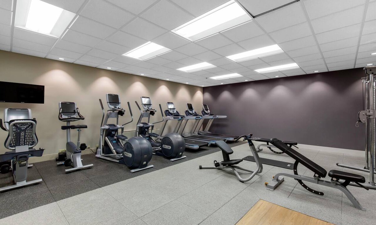Downtown Wilmington Hotel | DoubleTree by Hilton Downtown Wilmington - Legal District
