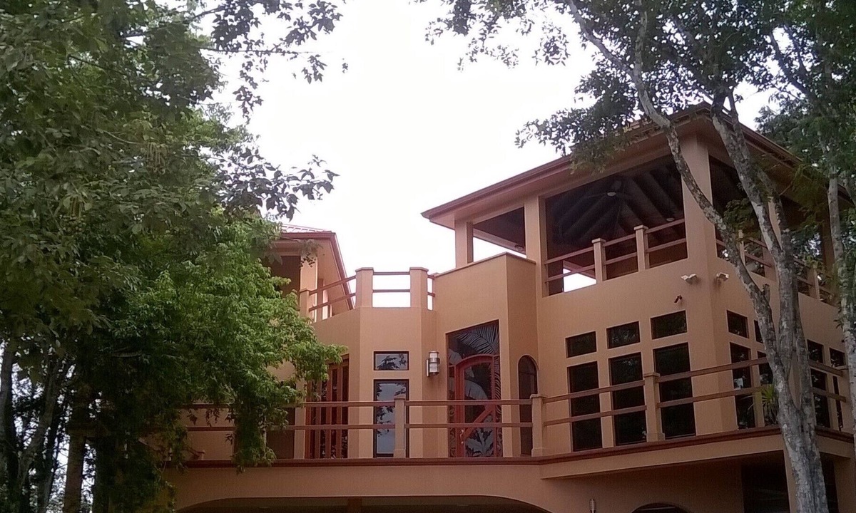 Santa Elena Villa | VILLA # 5 Ground Level with no stairs or hills to climb