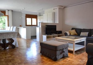 Amplio apartamento con piscina en Llívia in Llivia