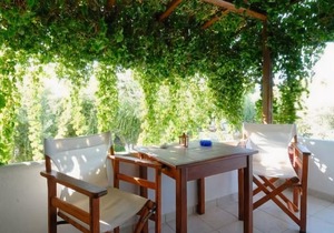 Marili Apartments Studios in Paros