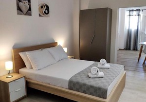 Studio & Apartment by the Beach in Lasithi