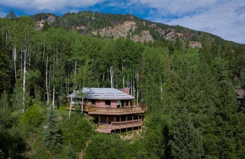 Columbine Lake House | 389 Beaver Circle