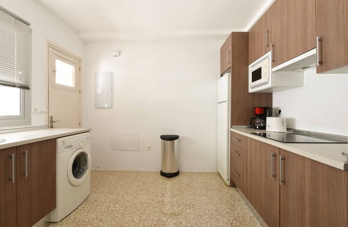 Carihuela Villa | Bungalow in Torremolinos, a short distance from the beach and the port of Benalmádena