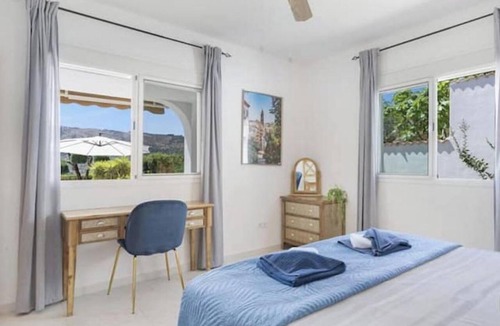 Campanillas House | Casa La Maroma ~ Mountain Views & Private Pool