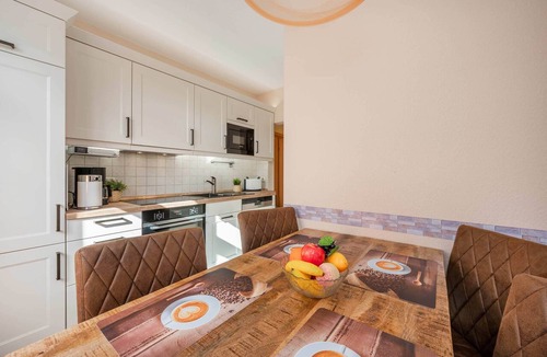 Zinnowitz Apartment | Comfortable vacation apartment in Zinnowitz with a garden—near the beach in a prime location