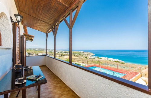 Rethymno Villa | Exceptional Panoramic Sea Views, Hanging Over Rethymno City