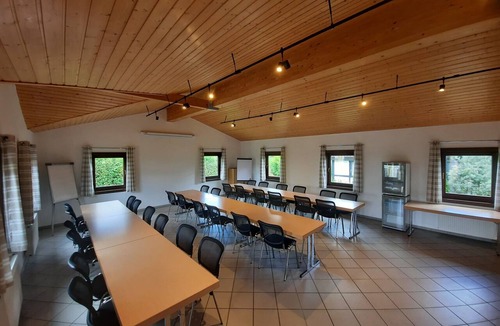 Waldbrunn House | Fully equipped vacation home "Robinson" No.161 in the countryside with terrace.