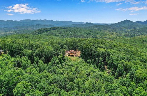 Blue Ridge Cabin | Luxurious, Secluded Cabin, with Gazebo Covered Hot-tub + Amazing View