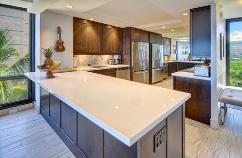 Honokowai Condo | Maui Oceanfront Corner Condo - 270° Panoramic Views on Kaanapali Beach