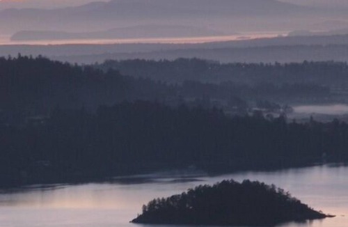 Bamberton Bed & Breakfast | There is No Ocean View Like it. Victoria Only 30 Minutes Away.