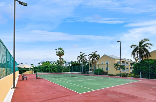 Seven Mile Beach Condo | Ultimate Beachfront Penthouse | Seven Mile Beach