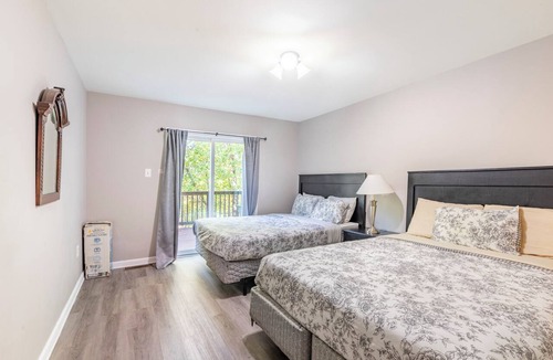 East Stroudsburg House | Vista Hideaway Multi-Tier Deck Oasis wFire Pit! 5000sqft Mtn View Pool Spa Sauna