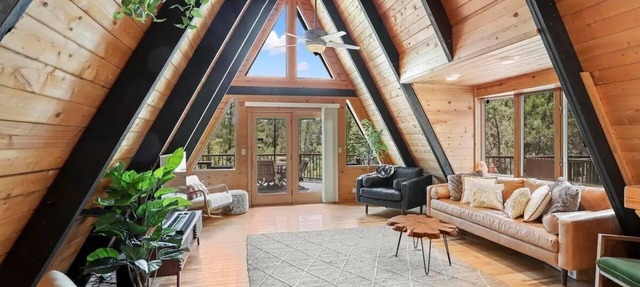 A-Frame On The Rocks. Hot Tub. Payson. Waterwheel. in Payson