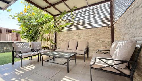 AB Villa - Pool & Cinema in Ajman