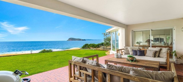 Absolute Beachfront Beauty by HolidayCo. in PEARL BEACH