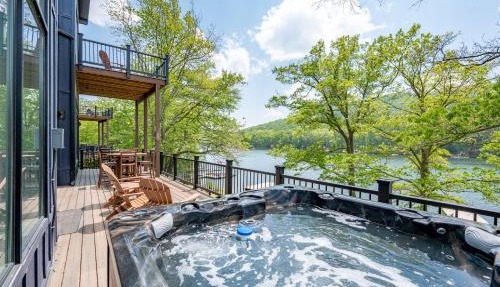 Absolutely Shore by Railey Vacations in McHenry