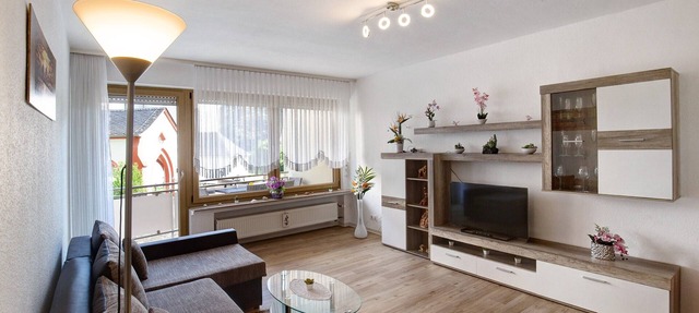 Apartment 'Ferienwohnung Moni' with Balcony and Wi-Fi in Boppard