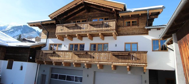Apartment in Kaprun with Ski-in/Ski-out Access in Kaprun