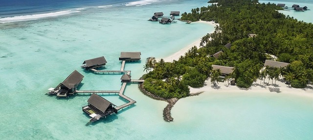 Beach Villa With Pool At One&Only Reethi Rah in Atoll de Male Nord