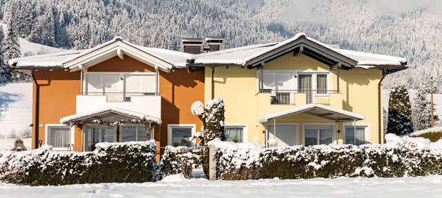 Beautiful group accommodation with sauna & ski-in in Itter
