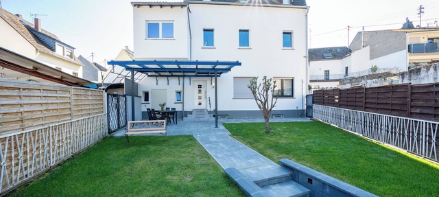 Beautiful vacation apartment directly on the Rhine, fantastic castle view in Bad Salzig in Boppard