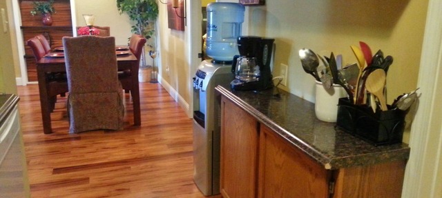 Beautiful Villa Close to All St. Louis Attractions! Under 4 miles to Six Flags! in Eureka