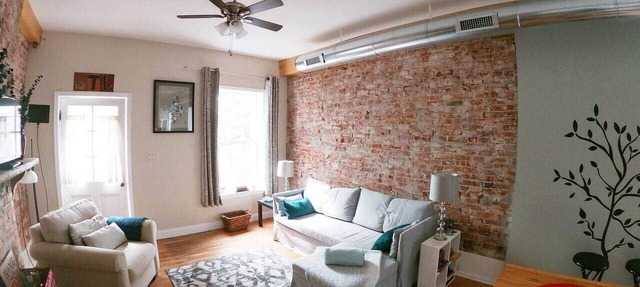 Bright 2nd-Floor Flat on The Hill/SW Gardens Dist. in St. Louis