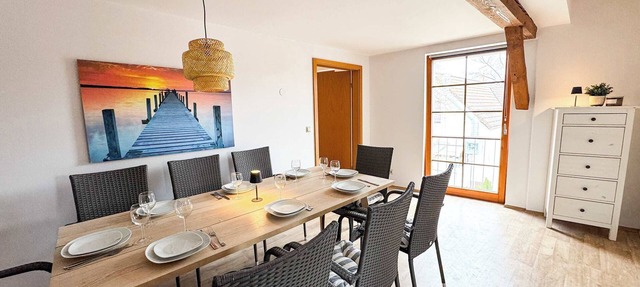 Bright & Spacious South-Berlin Flat with Parking in Großbeeren