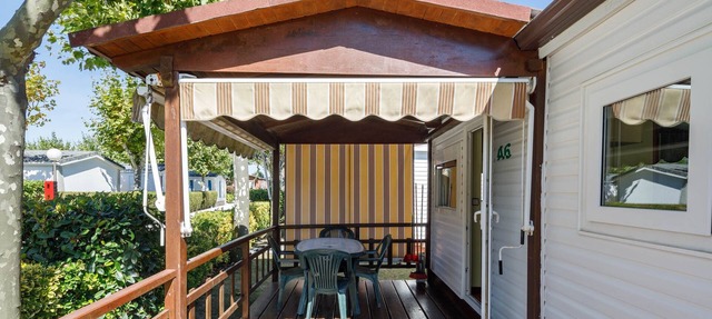 Bungalow 'A6' with Private Pool, Private Terrace and Wi-Fi in Pontevedra