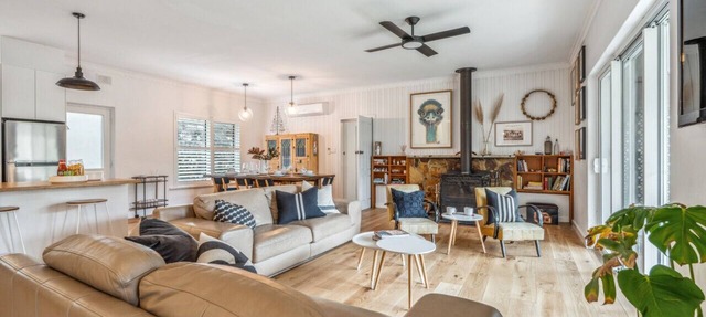 Carawatha on the Range – Unique Farm-Style Retreat in Basket Range