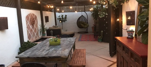 Centrally Located, Private Bungalow with AC and parking space in San Diego