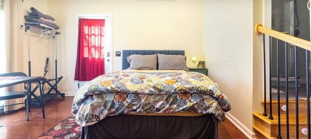 Charming studio with WiFi and AC near Asheville airport in Arden