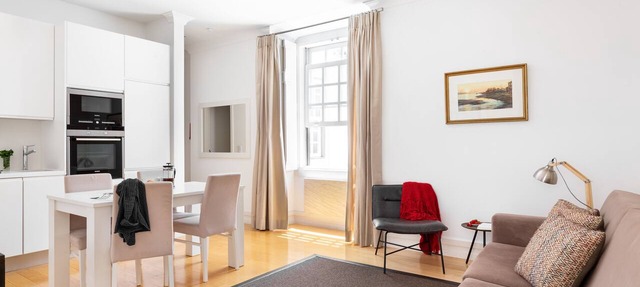 Chiado | CHARMING & ROMANTIC | Family-Friendly in Lisboa