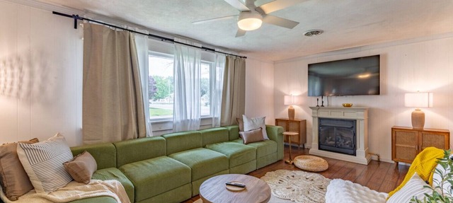 Coastal Charm: 3BR Cape May Retreat in Cape May