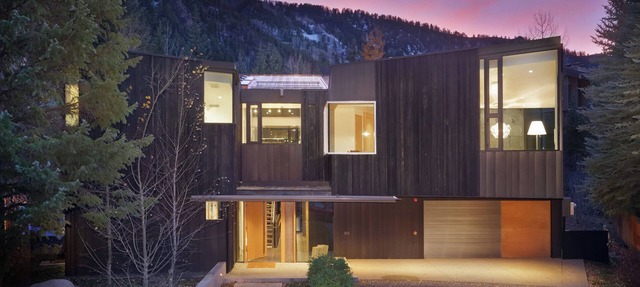 Contemporary 5 bedroom SFH home in Aspen core. Luxury, high end finishes. in Aspen