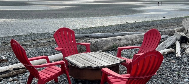 Cottage with Private Beach in Birch Bay in Blaine