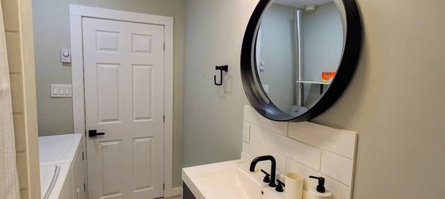 Cozy 2 Bed Apt with Fiber internet near waterfront in Cornwall