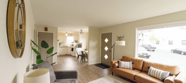 Cozy 2-bedroom house in charming Lynden with WiFi in Lynden