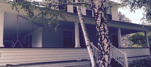 Cozy country house 30 minutes from Marywood University in Honesdale