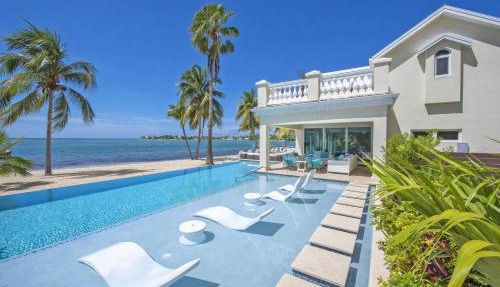 Crystal Waters by Grand Cayman Villas & Condos in Driftwood Village