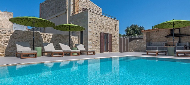 Dim Luxury Villa - With Private Pool in Margarites