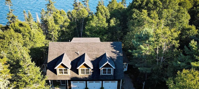 Direct WATERFRONT, Acadia National Park, Mount Desert Island! in Tremont