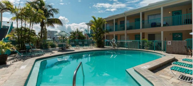 Five Palms Suite 110 - Daily - Weekly - Monthly in Clearwater Beach