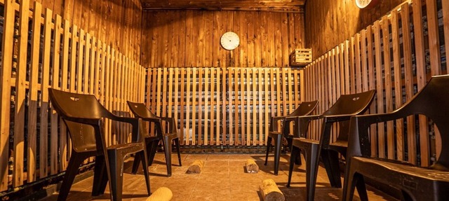 GroupJapanesestyle room for 4 people / Minamiuonuma Niigata in Minamiuonuma