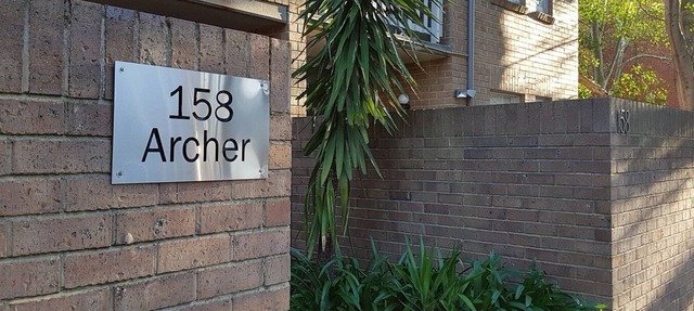 Highly rated 2 bedroom self contained apartment in a fantastic location in North Adelaide