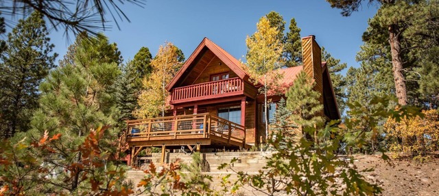 Hot Tub, Hike, Fish, Ride, Eat, Drink or just relax in the Spa in Pagosa Springs