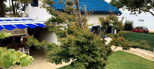 House Wave La casa de las olas in Villanueva de Arosa