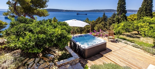 Idyllic location with stunning view located in Park forest & 100m from the sea in Split