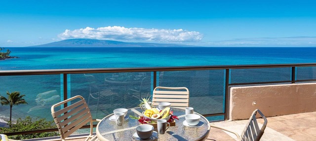 Incredible Oceanfront Corner Penthouse, 3B/3Ba, 2700 sq ft, NEW remodel! in Lahaina